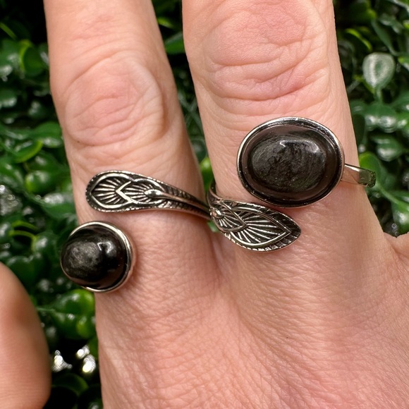 Oval Hypersthene Cabochon Ring in Adjustable Copper Band - Picture 3 of 5